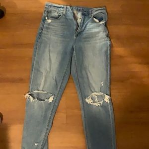 Ripped American Eagle Boyfriend Jeans